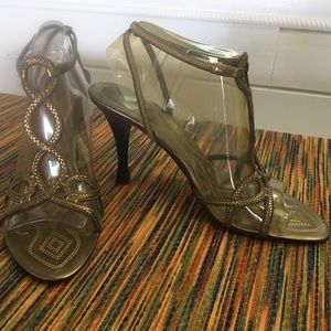 Brand New Nine West Gold Bronze High Heels